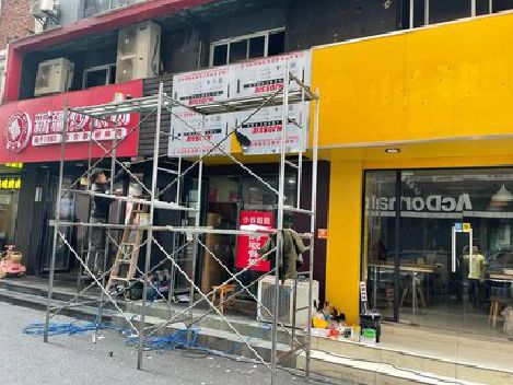 尤溪制作广告招牌如何避免它发黄？